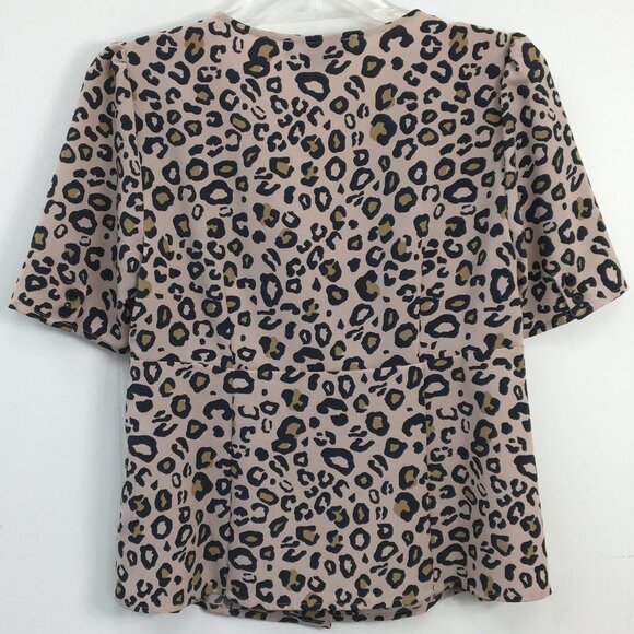 Sanctuary Animal Print V-neck Button Down Blouse Size S EXCELLENT Condition - Picture 4 of 7